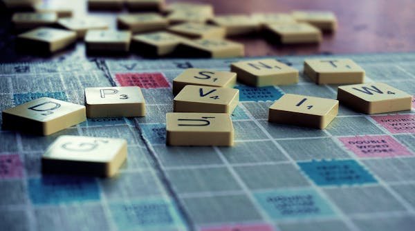 Boostez votre jeu de scrabble avec l'aide scrabble en ligne